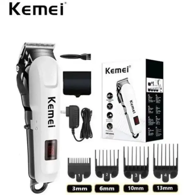 Tondeuse Rechargeable Avec Affichage Led - Lames En Acier - 4 Sabots  - Image 1 of 3