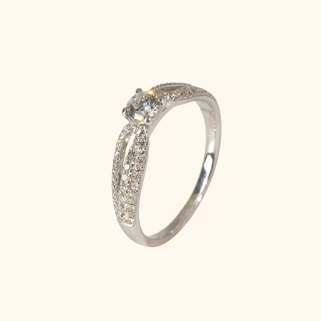 Bague De Mariage En Or Blanc Et Diamants Naturels - Image 1 of 3