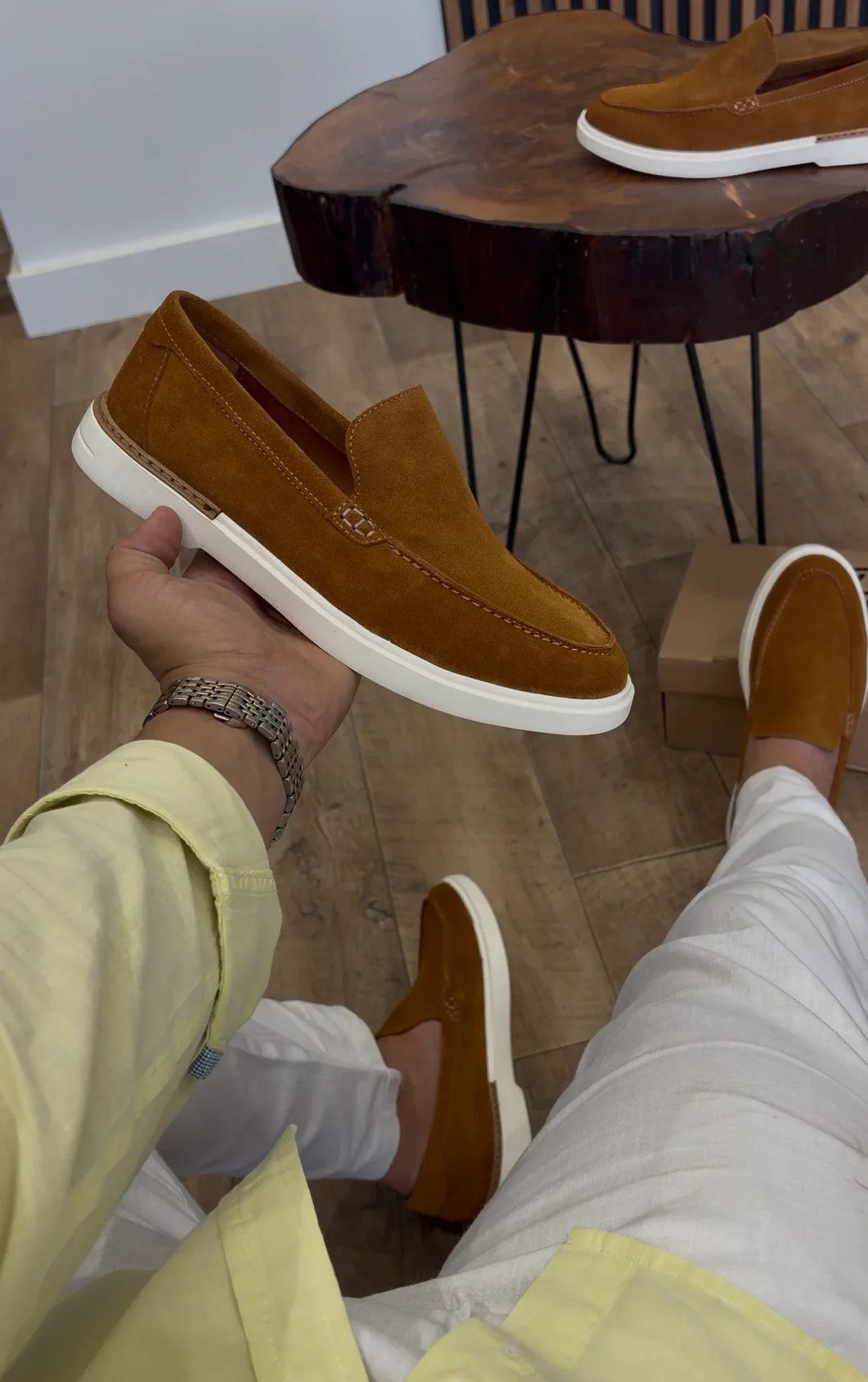 Mocassins Homme En Daim - Image 1 of 2