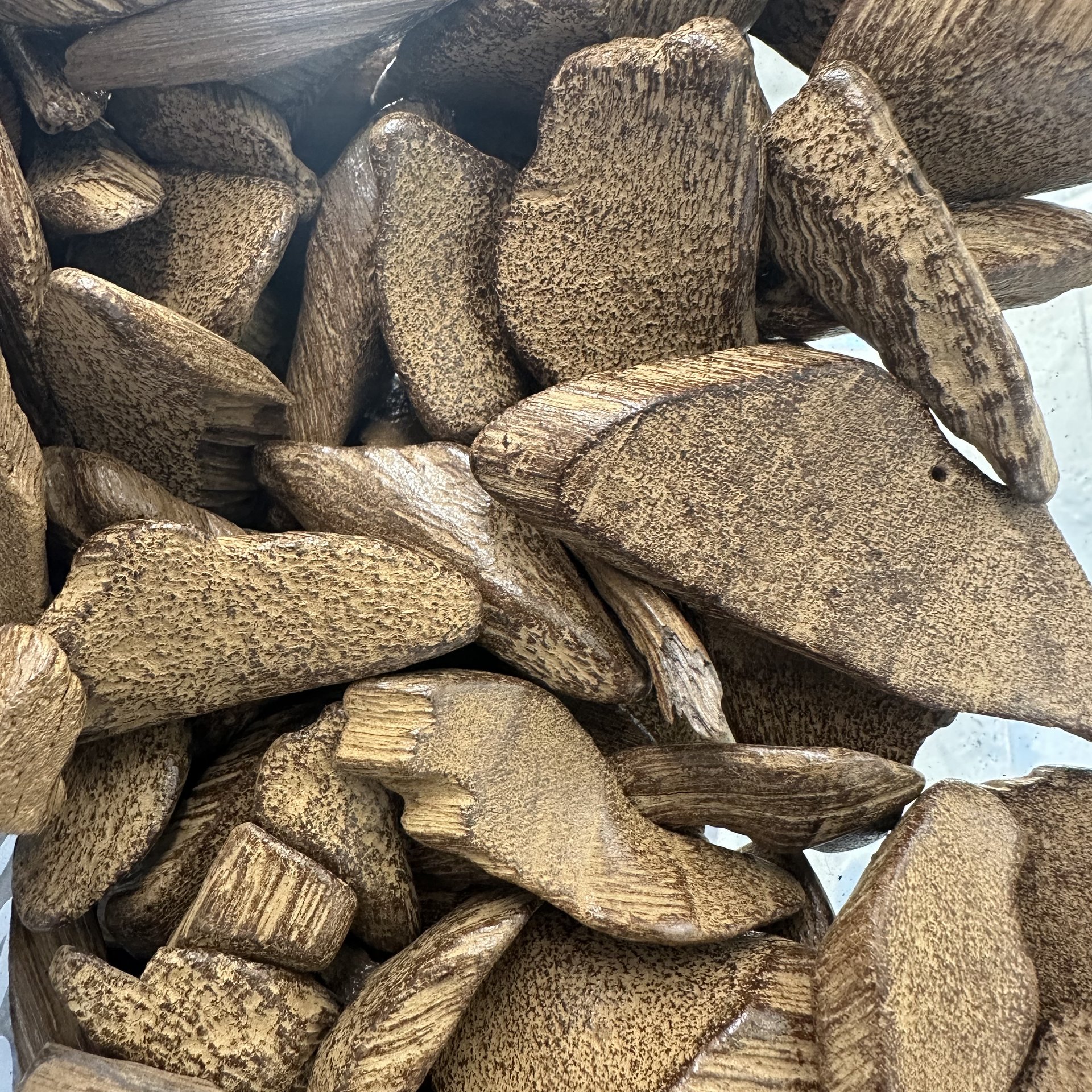 Oud Aryan - Image 1 of 3