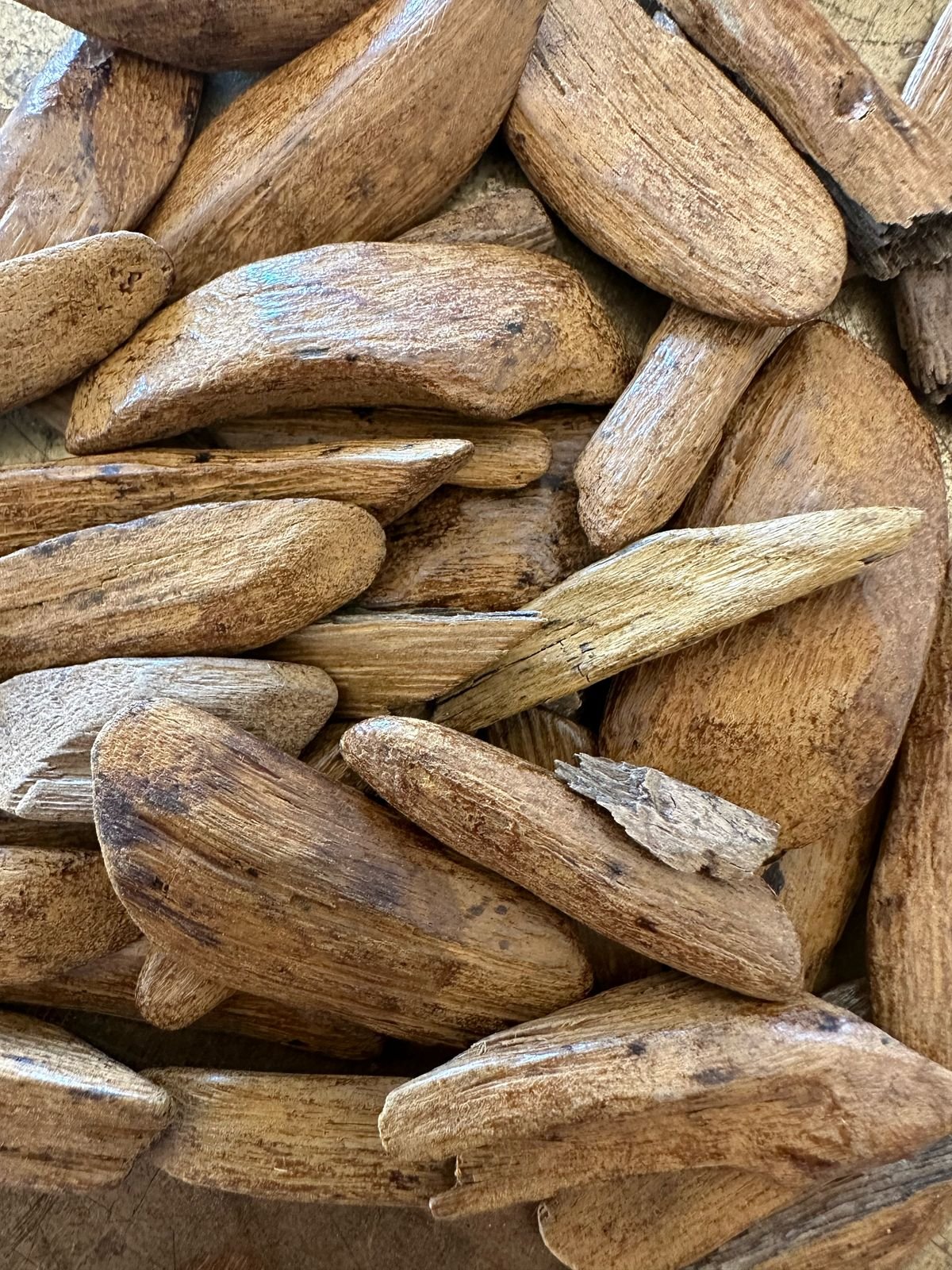 Oud kalimantan - Image 1 of 1