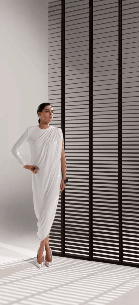 ROBE-VOLERLANUIT - Image 1 of 2