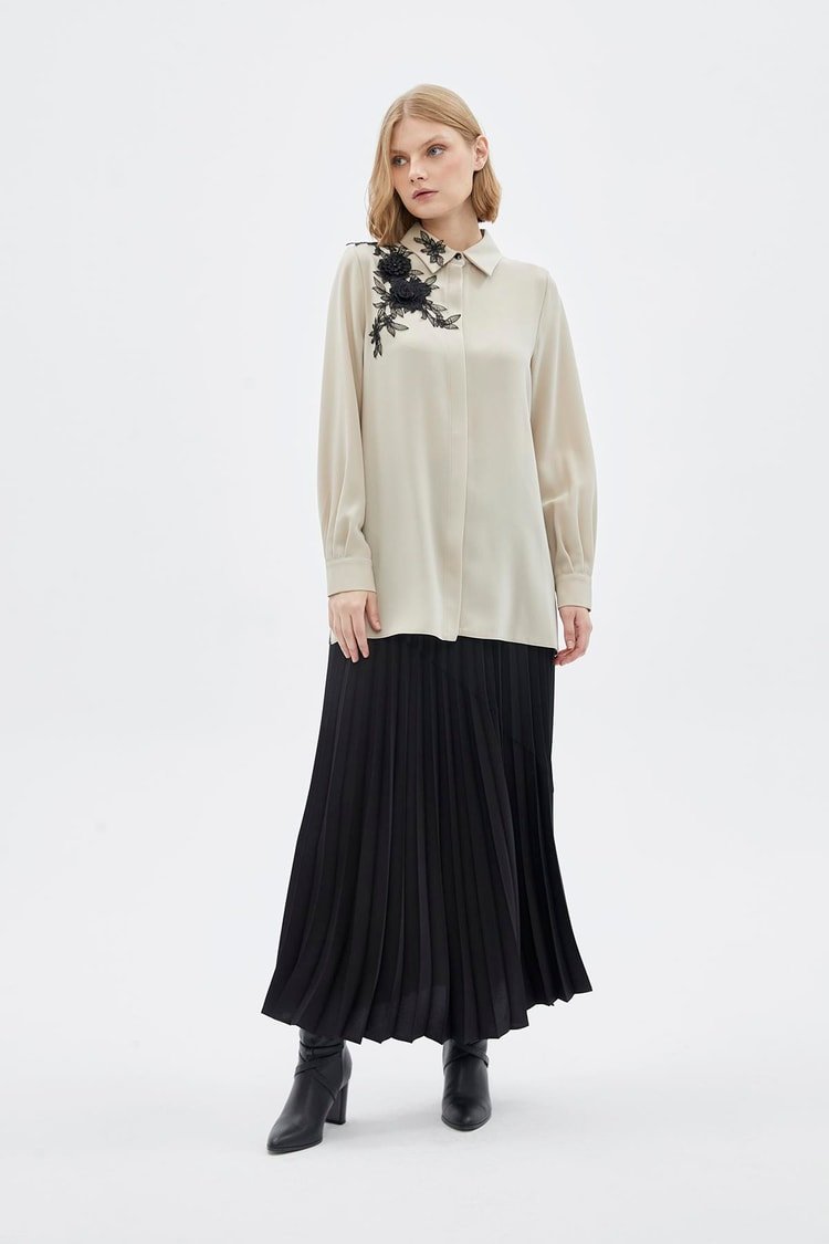 Chemise à Manches Longues à Motifs Floraux - Image 1 of 6