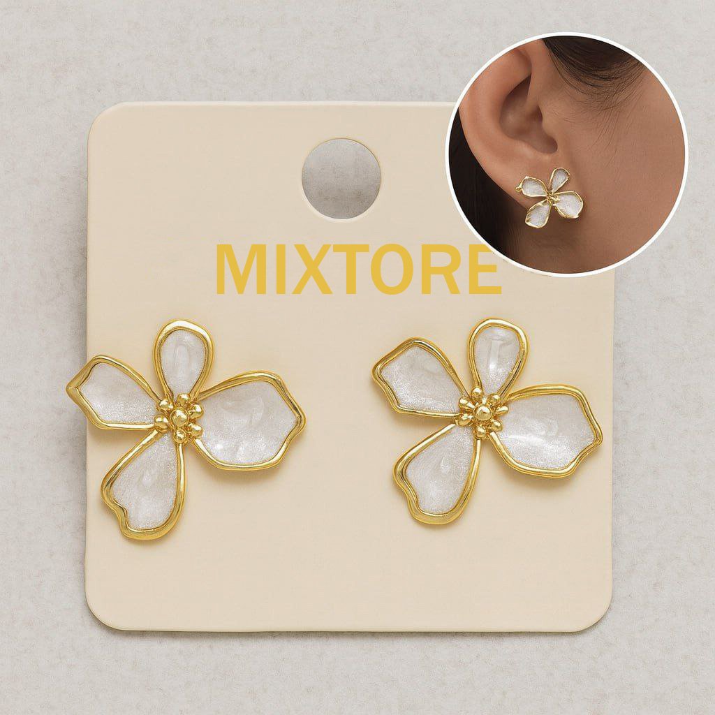 Boucles d’Oreilles Fleur Nacrée - Image 1 of 1