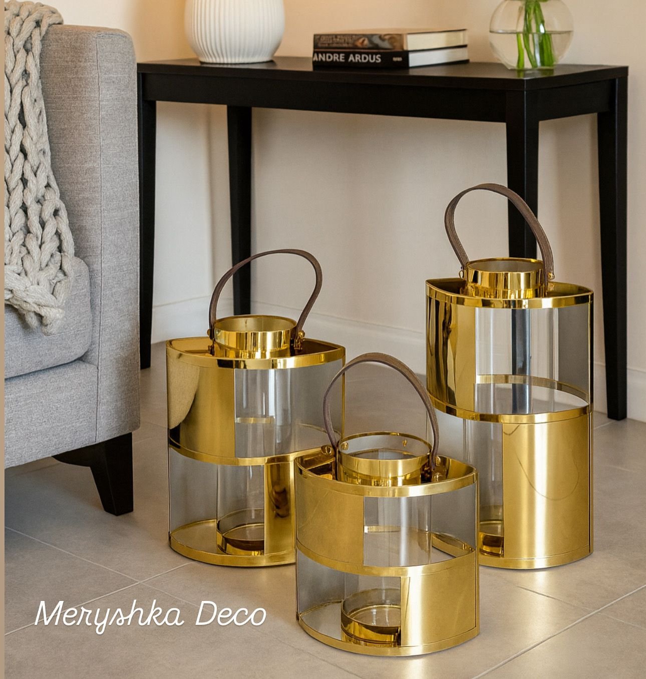 Lanterne Dorée Design - Image 1 of 1