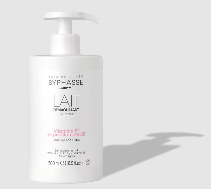 Lait Démaquillant Douceur Visage & Yeux - Pompe Doseur - Image 1 of 2