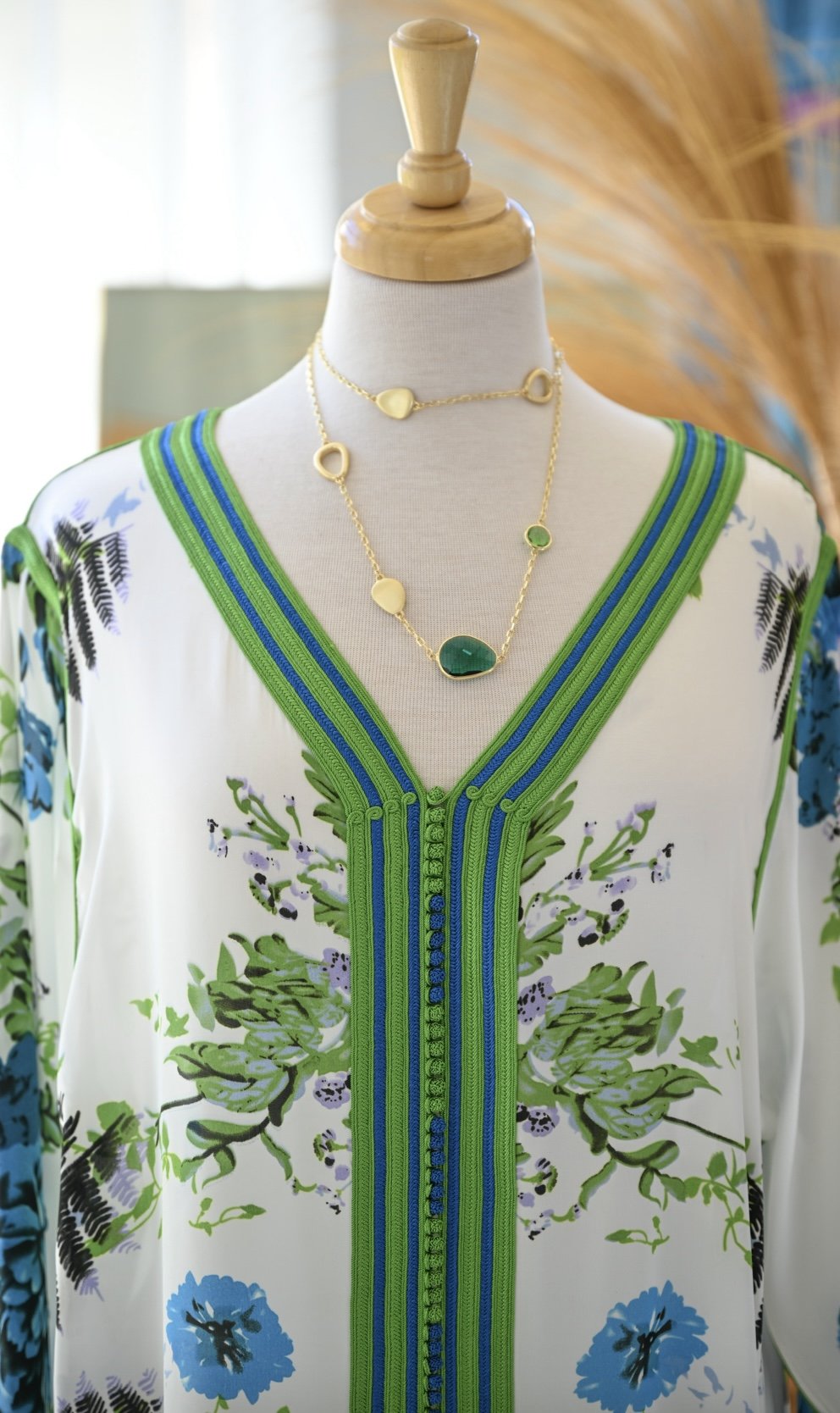 Caftan en soie - Image 1 of 2