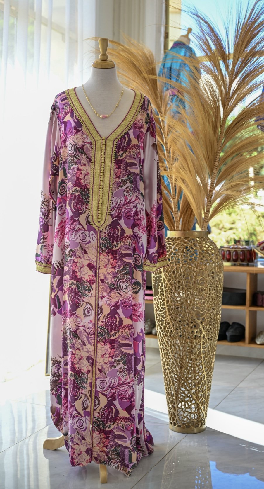 Caftan en soie - Image 1 of 3