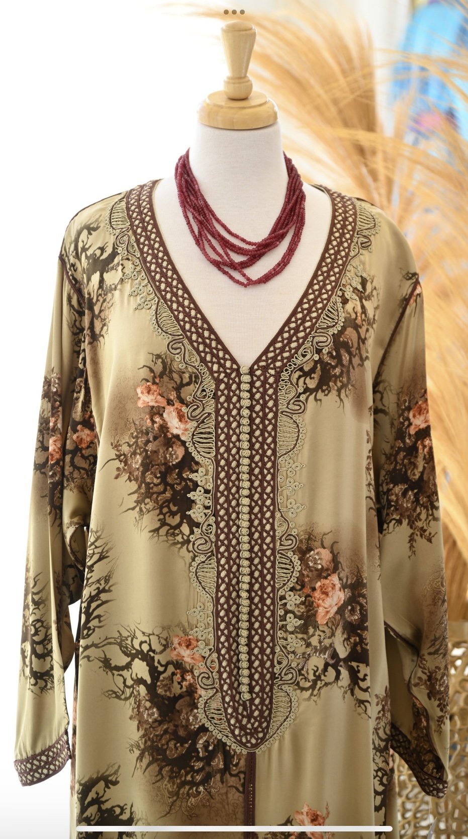 Caftan en soie - Image 1 of 3