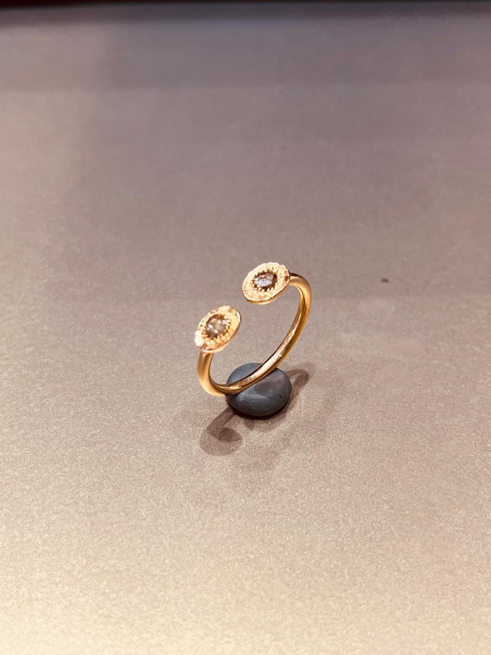 Bague rosaces  - Image 1 of 1