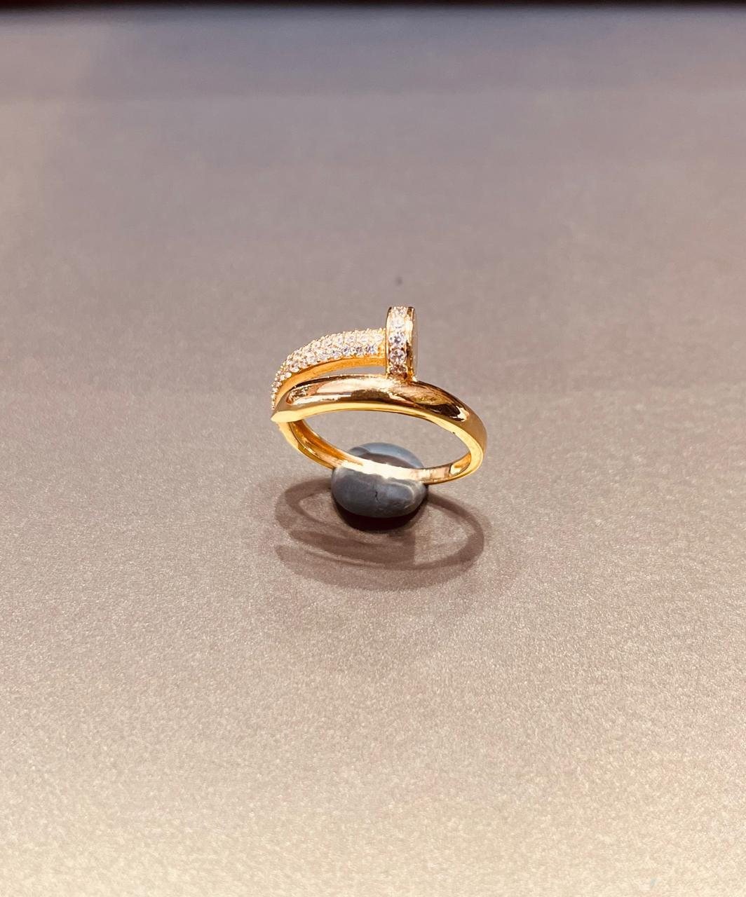 Bague clou  - Image 1 of 1