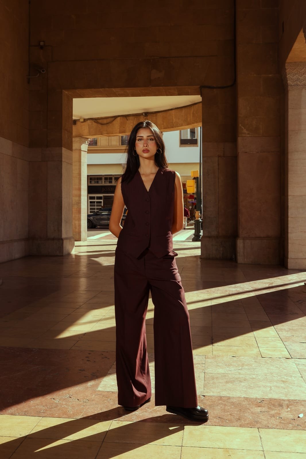 Pantalon Maissa Burgundy - Image 1 of 5
