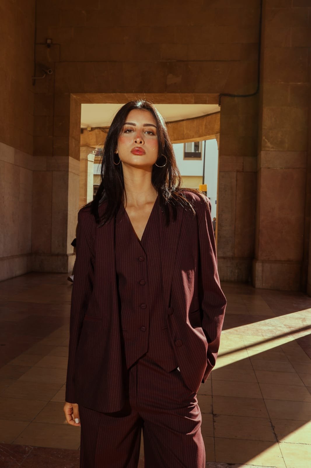 Veste Vitoria Burgundy - Image 1 of 3