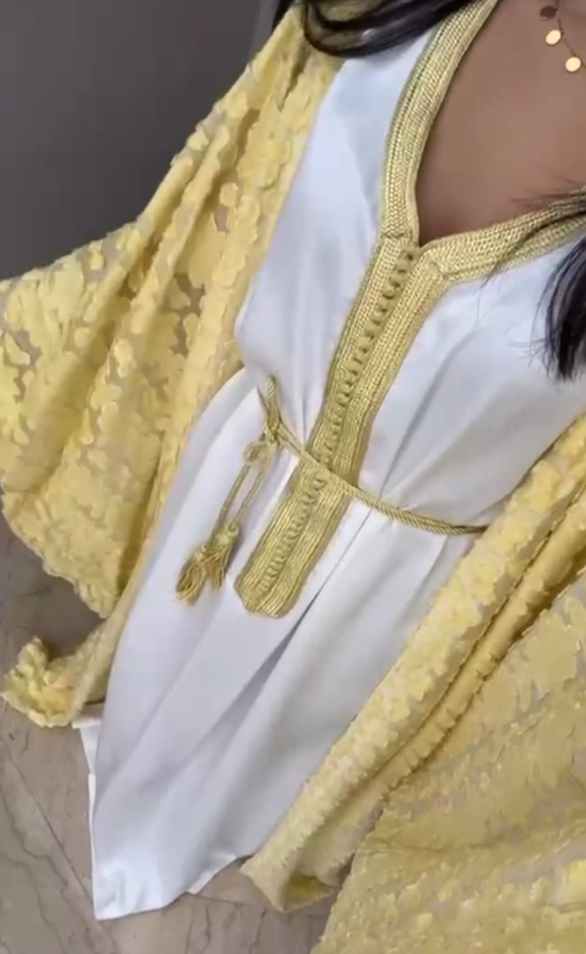 Ensemble Lumière Safranée - Image 1 of 2