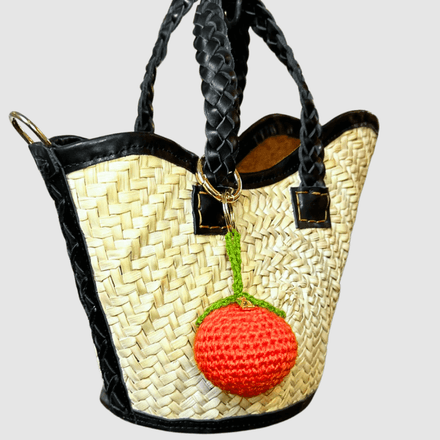 Porte-clés Orange en crochet – Bag Charm hand made in Marrakesh thumbnail 2
