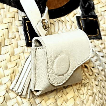 Porte AirPods en cuir “La Vague” Bag Charm made in Marrakesh thumbnail 3