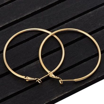 Créoles simples dorées – Boucles d’oreilles classiques et élégantes pour femme thumbnail 2