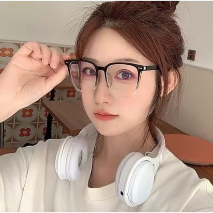 Lunettes Carrées Transparente thumbnail 2