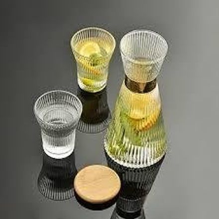 Set Carafe Et 4 Verres , Élégante Avec Décoration Dorée thumbnail 1