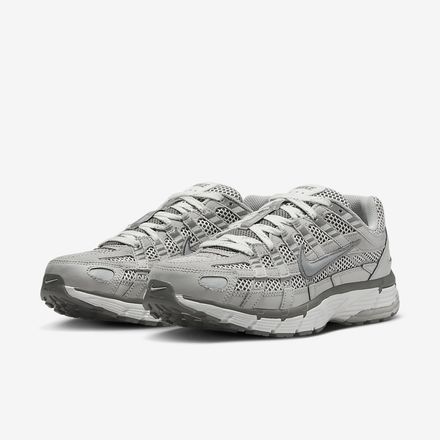 Nike P-6000 en daim thumbnail 1