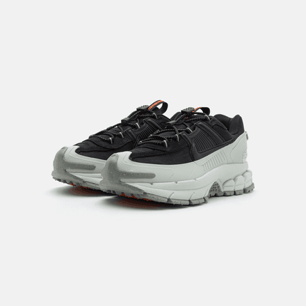Nike Zoom Vomero Roam thumbnail 1