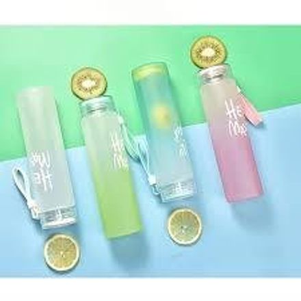 Bouteille d'eau de Sport Isotherme en Plastique Sans BPA et Anti-Fuite qui Garde Les Boissons Chaudes et Froides Pour le Sport, le Cyclisme, la Salle de Sport et La Course à Pied - 500ml - ( couleurs aléatoires ) thumbnail 4