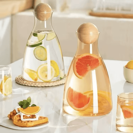 Ensemble pichet en verre haute teneur avec 6 verres, parfait pour servir de l’eau potable avec élégance. thumbnail 4