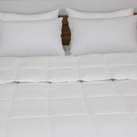 Couette Blanche Iberia (PREMIUM) - Chaude C°+++ & Antiallérgique thumbnail 3