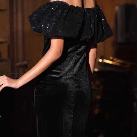 Petite robe avec col bateau en sequins thumbnail 3