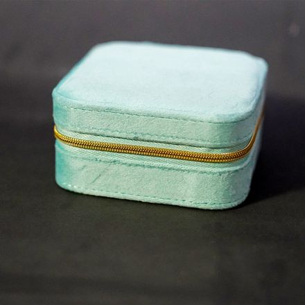 Boîte à Bijoux de Voyage Compacte en Velours Turquoise thumbnail 1