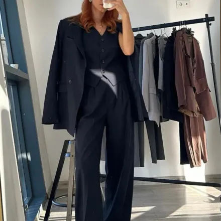 Ensemble Tailleur 3 Pièces thumbnail 4