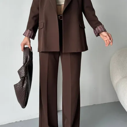 Ensemble tailleur à doublure rayée thumbnail 1