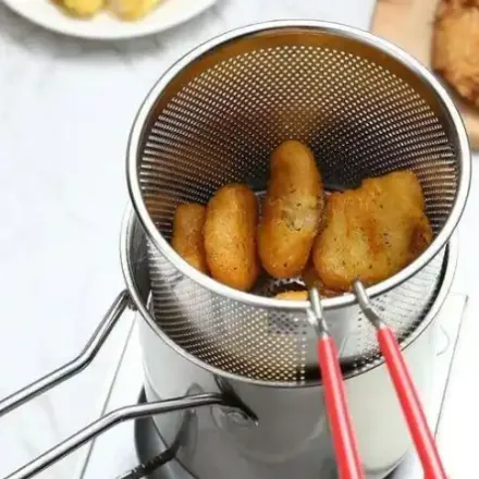 Friteuse En Acier Inoxydable Avec Panier – Poignées Rouges – Friture Sécurisée À La Maison thumbnail 3