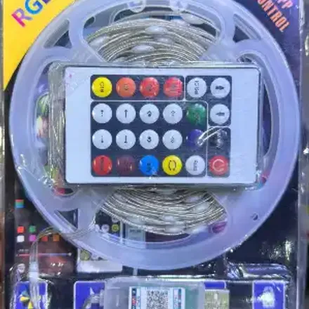 Kit Guirlande Lumineuse Led Rgb Avec Télécommande Et Contrôle Par Application thumbnail 1