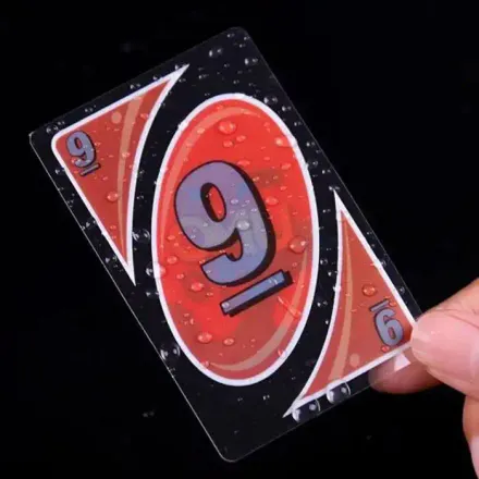 Jeu De Société Uno H2o - 108 Cartes Étanches - Pour Enfants À Partir De 3 Ans thumbnail 1
