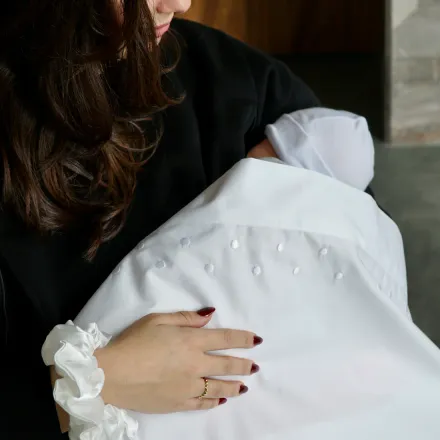 Ensemble Drap + Coussin Naissance Brodé Ton Sur Ton thumbnail 4
