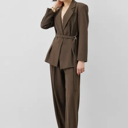 Ensemble Tailleur – Blazer Cintrée Ceinturée & Pantalon Fluide Taille Haute thumbnail 3