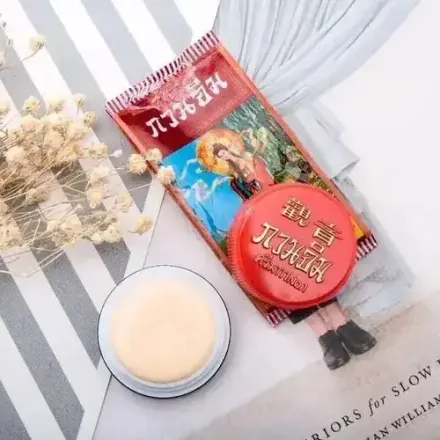 Crème Thaïlandaise Anti-imperfections – Soin Visage Purifiant Peaux Acnéique thumbnail 2