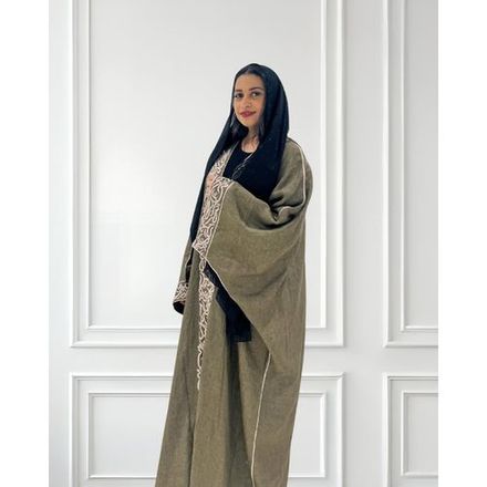 Abaya Femme Élégante Avec Broderie thumbnail 2