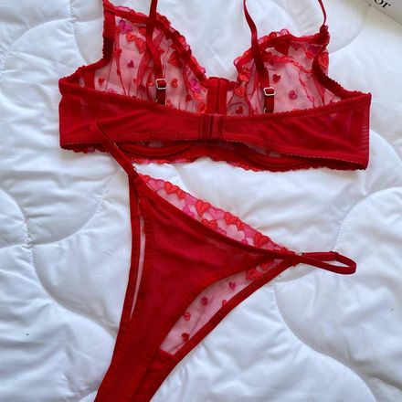 Dentelle Romantique – Rouge thumbnail 3