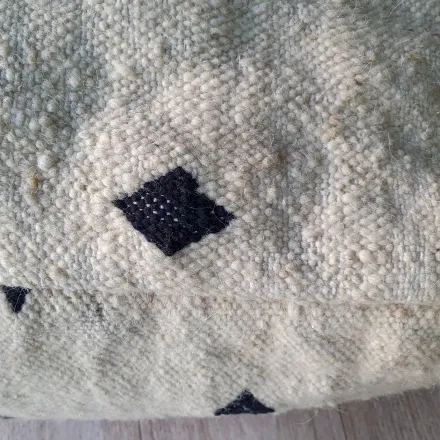 Kilim Creamy Floor Pouf thumbnail 3