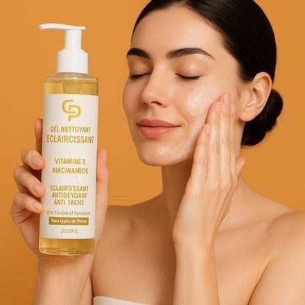 Gel Nettoyant Éclaircissant Vitamine C, Niacinamide thumbnail 1