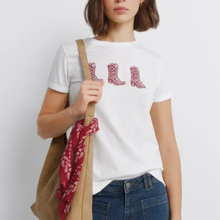 T-shirt Avec Des Bottes À Manches Retroussées thumbnail 2