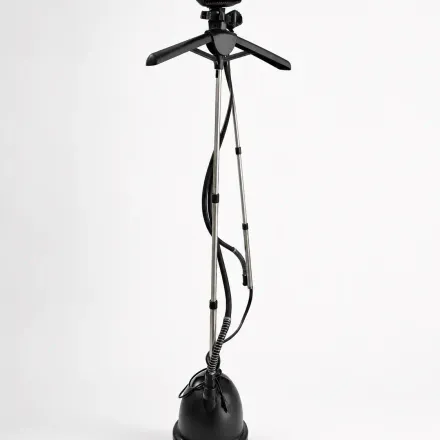 Défroisseur Horizontal Avec Cintre – 1750 W – Réservoir 1,8 L thumbnail 3