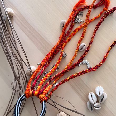 Élastique Tislit Rouge – Accessoire Cheveux Tribal Berbère thumbnail 1