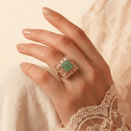 Bague Prestige Rectangle En Or Rose 18 Carats Avec Aventurine Verte Et Diamilites thumbnail 2