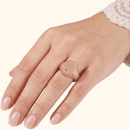 Bague Héritage En Or Rose 18 Carats – Design Texturé thumbnail 3