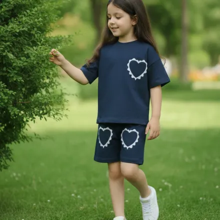 Élégance Intemporelle – une Tenue Bleue Moderne thumbnail 4