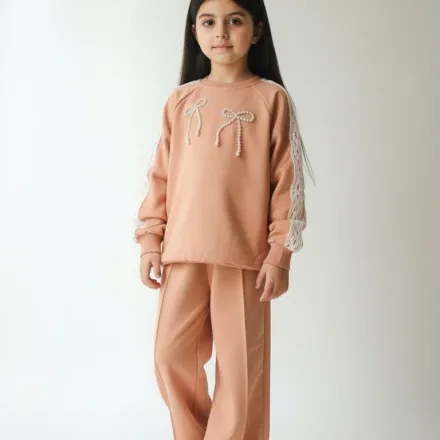 Ensemble Tala – Un Look Doux Avec Des Détails Sophistiqués thumbnail 3