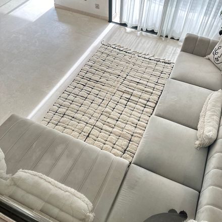 Tapis berbère Beni Ouarain crème et noir 100% laine de mouton - 2,46m / 1,54m thumbnail 3